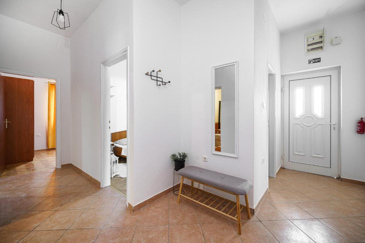Apartman Rusula 沃迪切 外观 照片