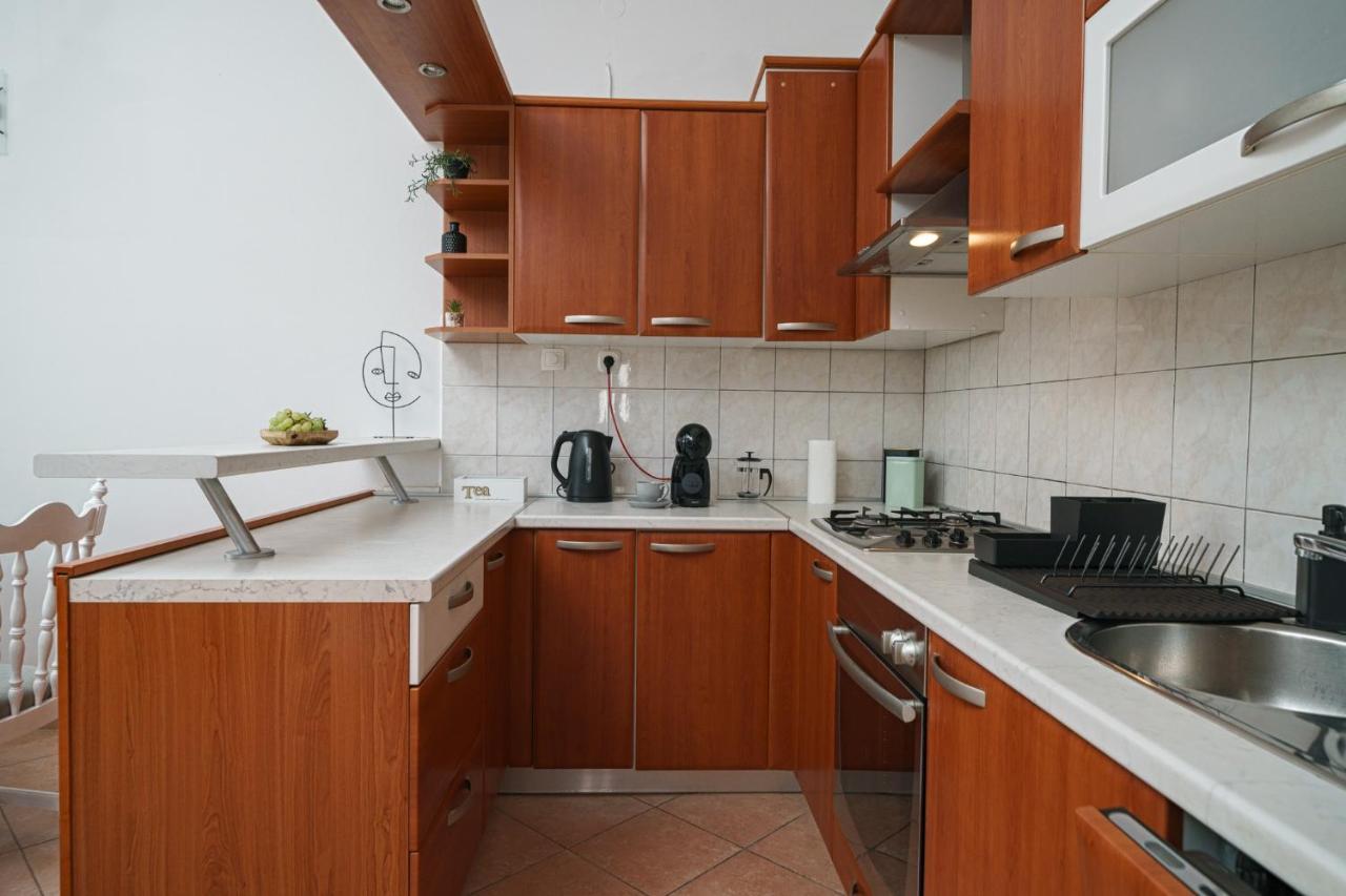 Apartman Rusula 沃迪切 外观 照片