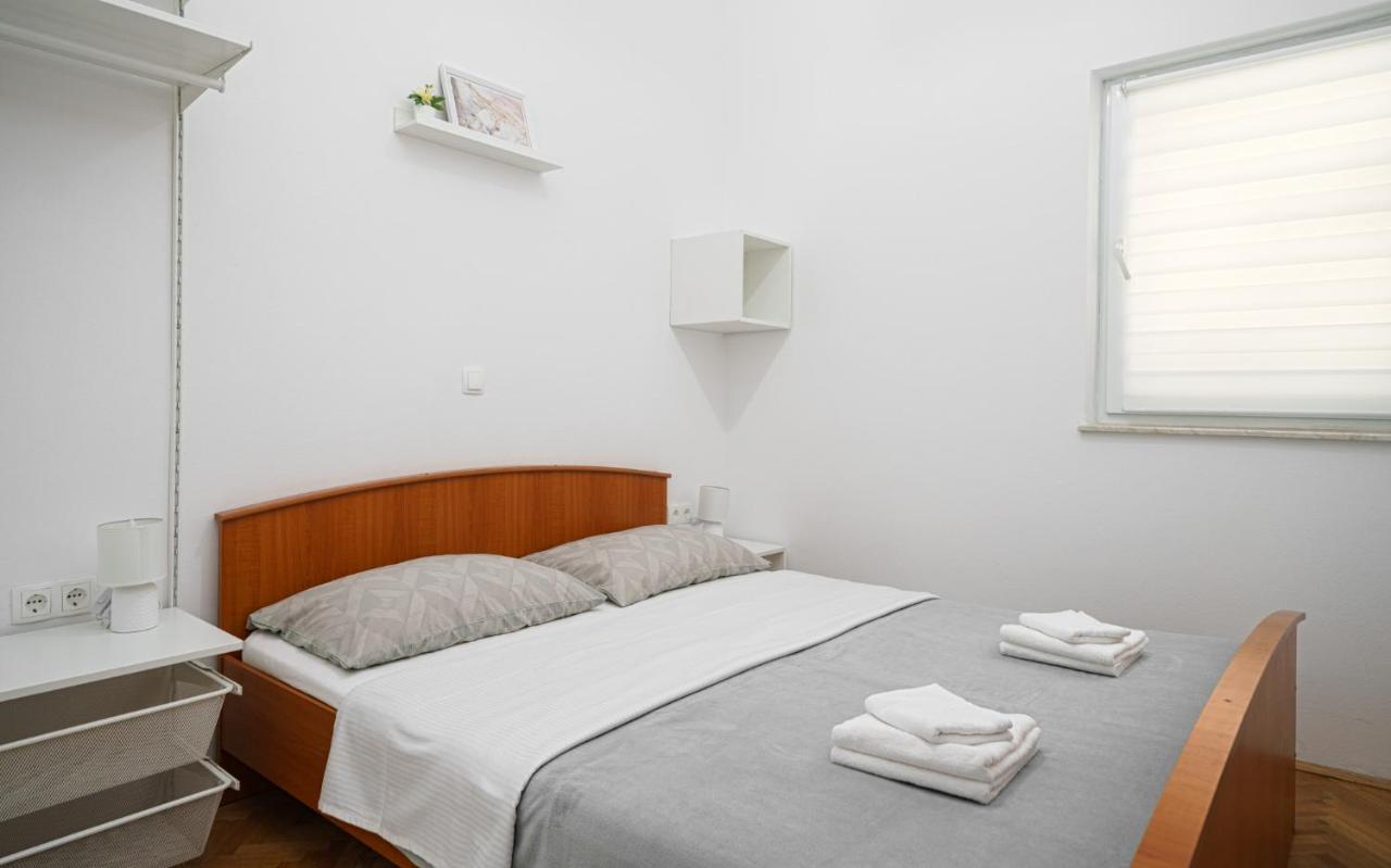 Apartman Rusula 沃迪切 外观 照片