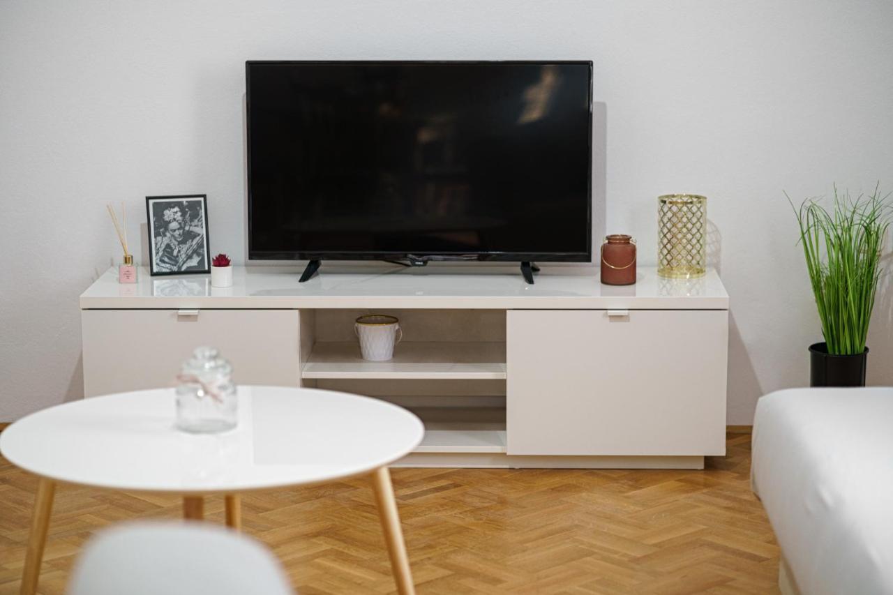 Apartman Rusula 沃迪切 外观 照片