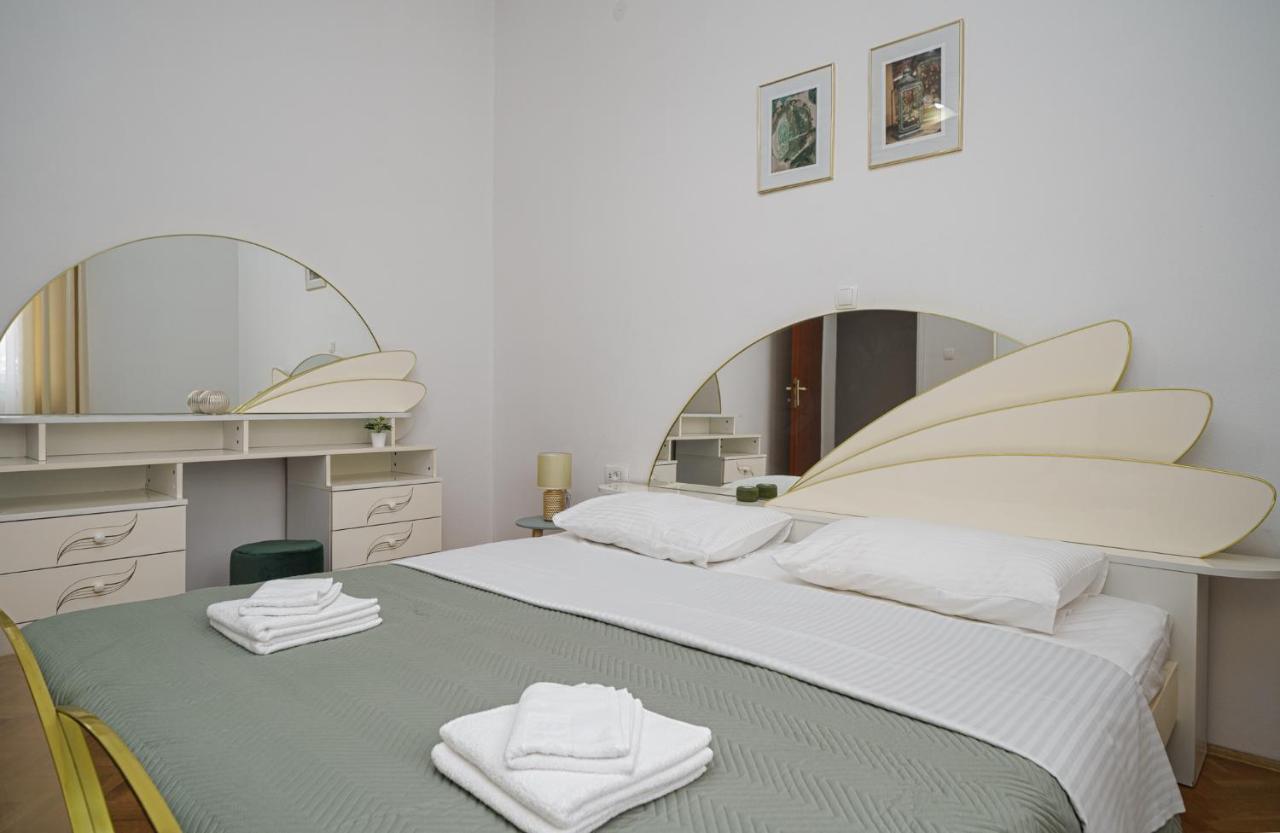 Apartman Rusula 沃迪切 外观 照片